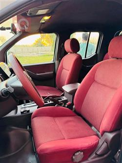 نيسان نافارا